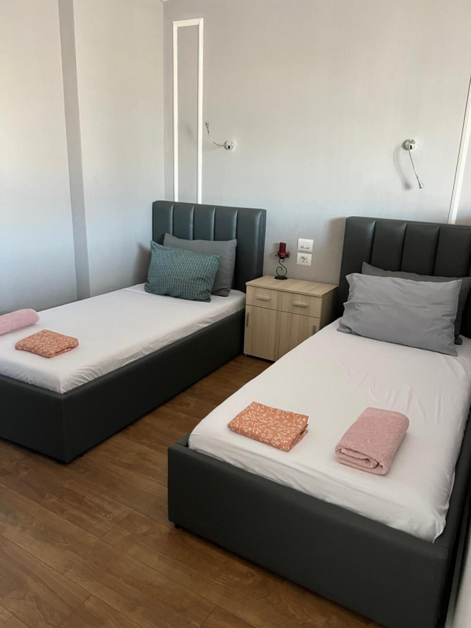 City Centre Rooms 4R Shkodër Екстериор снимка